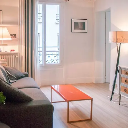Apartment Warm Equipped Appt Refurbished! Paris